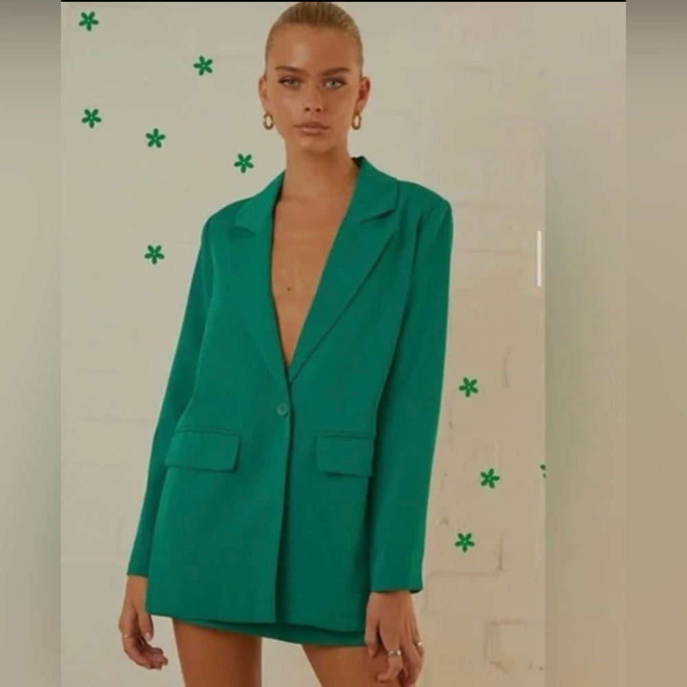 Bloggers favorite- Revolve Peppermayo  green Blazer size 4 Small